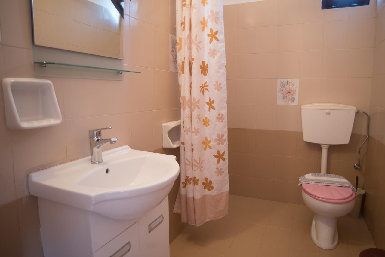 Ferienwohnung Ta Kavourakia Mikros Gialos Exterior foto